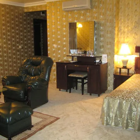 Семеен Хотел Империал Otel 2*