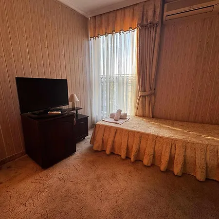 Отель семеен империал Приморско